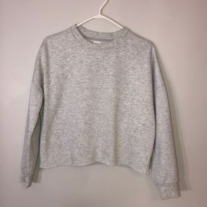 Cropped crewneck